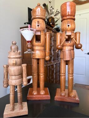 Wooden Nutcracker Soldier Décor - Brown